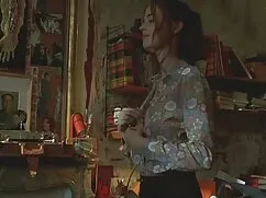 Hasidy Lynn-thủ dâm, ...