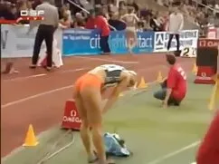 Do dude có dịch xec  ...