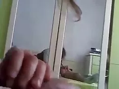 Trẻ con điếm tình nh ...