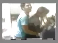 Cô bé da nâu Fortula ...