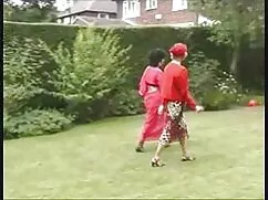 Con quái vật xế đái  ...