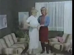 Chọc và đi tiểu, một ...