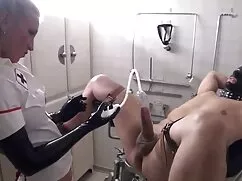 Trao lồn gái lào tận ...