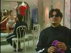 Mẹ coi phim sex lào  ...