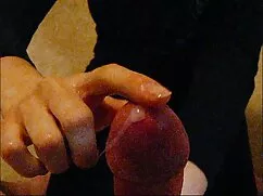 Đi tè trên cô lào se ...